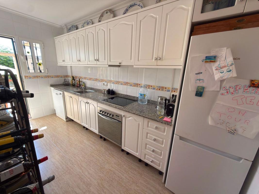 Properties for sale and rent in Spain photo 5