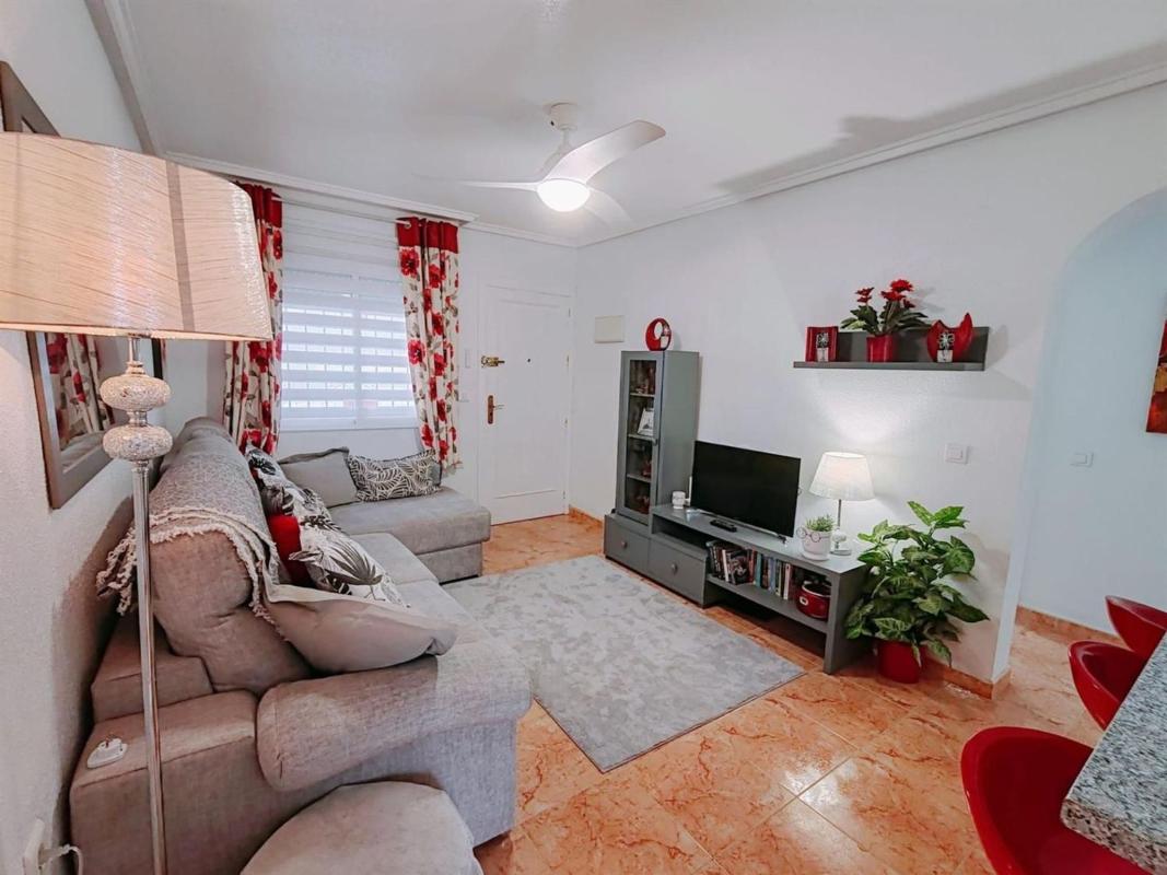 Sale of independent chalet in Casa o chalet en Calle Río Támesis, La Siesta - El Salado - Torreta, Torrevieja, Torrevieja
 photo 5