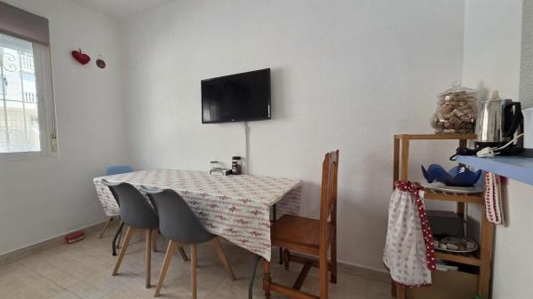 Estudio en venta en Estudio en Calle la Loma, Avenida Habaneras - Curva de Palangre, Torrevieja, Torrevieja thumbnail 1