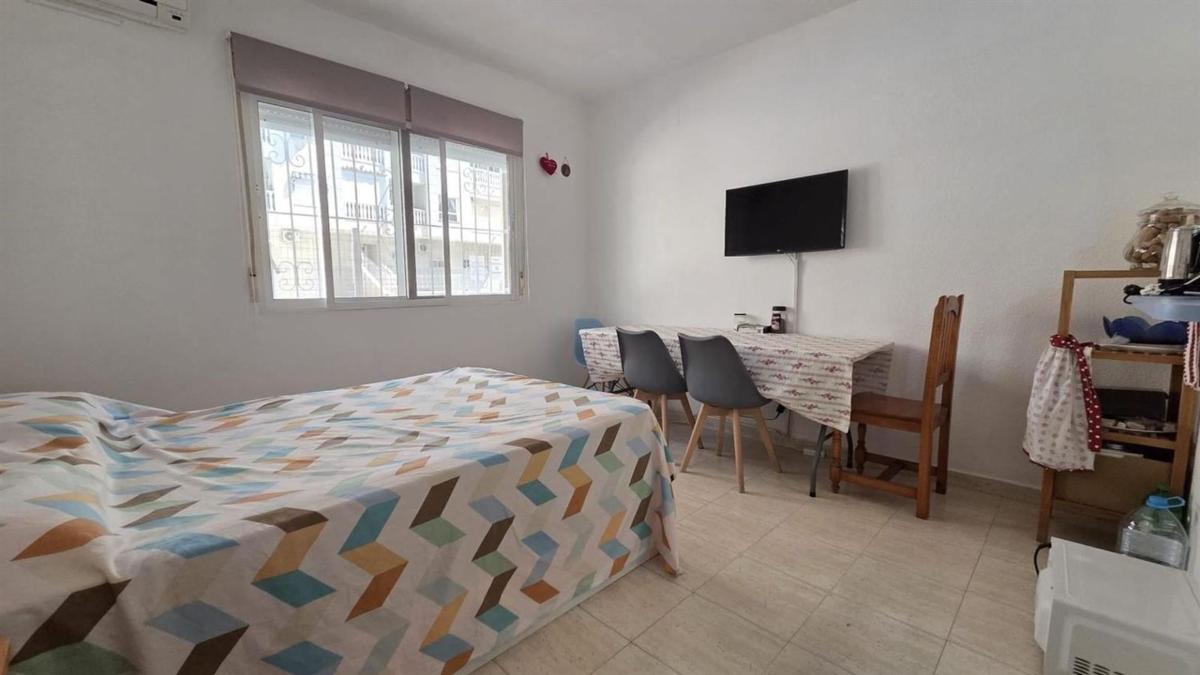 Sale of studio in Estudio en Calle la Loma, Avenida Habaneras - Curva de Palangre, Torrevieja, Torrevieja photo 3