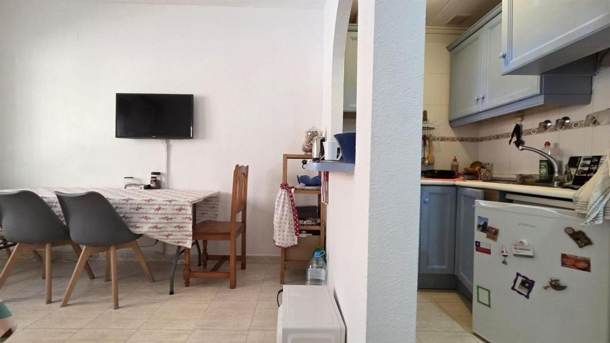 Sale of studio in Estudio en Calle la Loma, Avenida Habaneras - Curva de Palangre, Torrevieja, Torrevieja photo 4