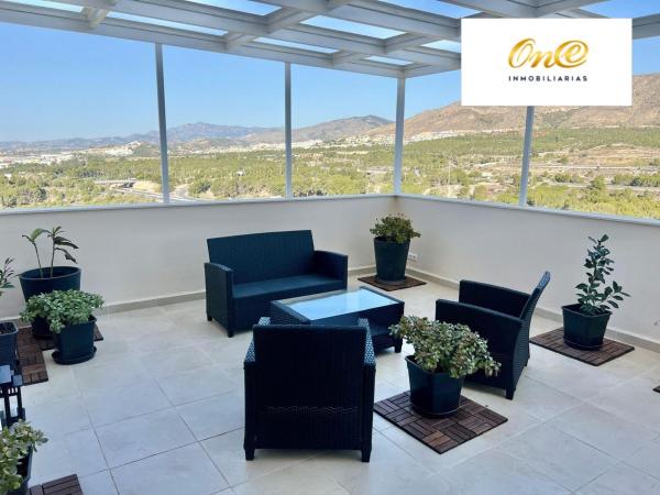 Ático en venta en Ático en Calle Presidente Adolfo Suárez, Pueblo Poniente, Benidorm, Benidorm thumbnail 1