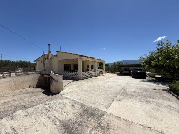 Casa o chalet independiente en Avenida la carretera s/n, Alcocer de Planes thumbnail 2