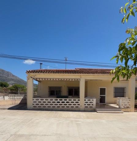 Casa o chalet independiente en Avenida la carretera s/n, Alcocer de Planes photo 4