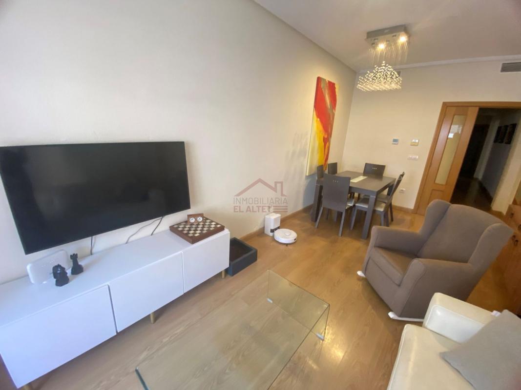 Venta de piso en Piso en Calle del Mar, El Altet - Balsares, Elche / Elx, Elche / Elx
photo 4