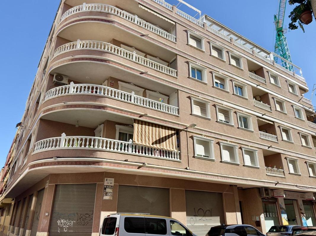 Sprzedaż mieszkania w Piso en Calle la Sal, 12, Avenida Habaneras - Curva de Palangre, Torrevieja, Torrevieja
 photo 3