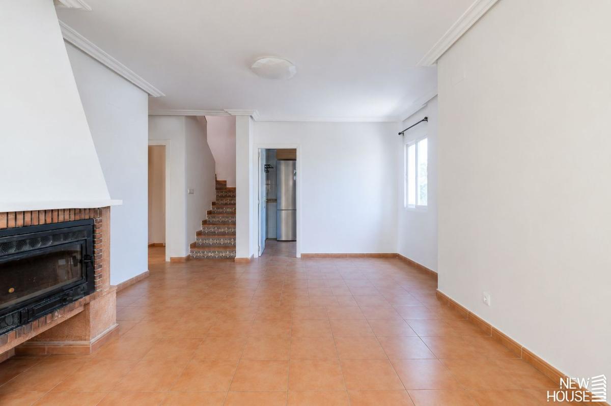 Properties for sale and rent in Spain photo 2