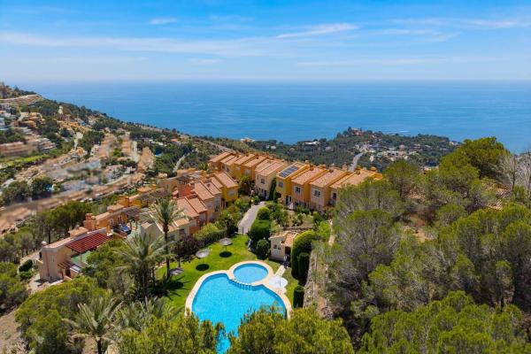 Chalet adosado en Zona de Mascarat, Altea photo 1