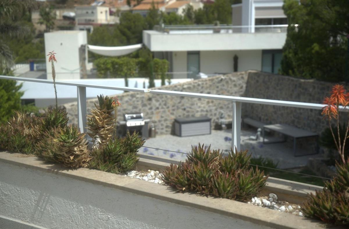 Sprzedaż niezależnego domku jednorodzinnego w Casa o chalet independiente en Zona de Mascarat, Altea, Altea photo 5
