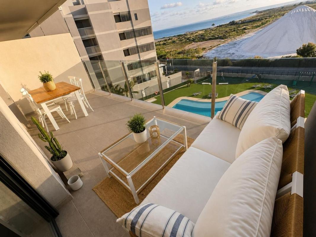 Sale of apartment in Piso en Calle Elda, Tamarit - Playa Lissa, Santa Pola, Santa Pola
photo 2