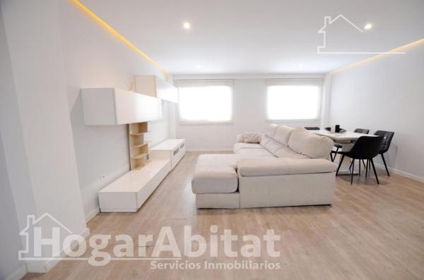 Venta de piso en Piso en Calle Presbitero Baltasar Carrasco, San Blas, Alicante / Alacant, Alicante / Alacant
 photo 2