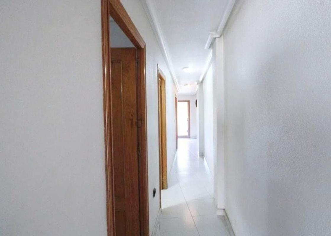Venta de piso en Piso en La Hoya-Daimes-El Derramador, Elche / Elx, Elche / Elx
photo 5