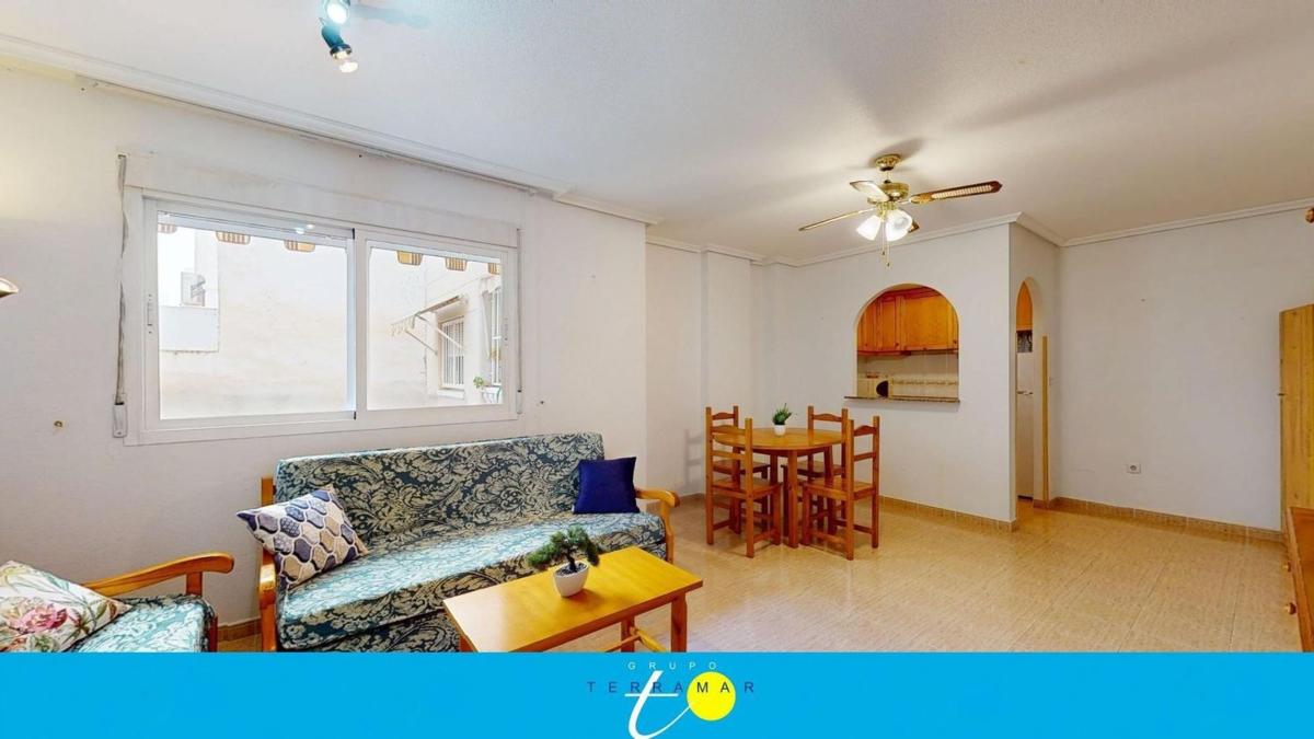 Venta de piso en Piso en Calle Clemente Gosálvez, 63, El Molino, Torrevieja, Torrevieja
photo 1