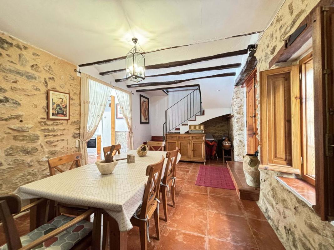 Properties for sale and rent in Spain photo 5