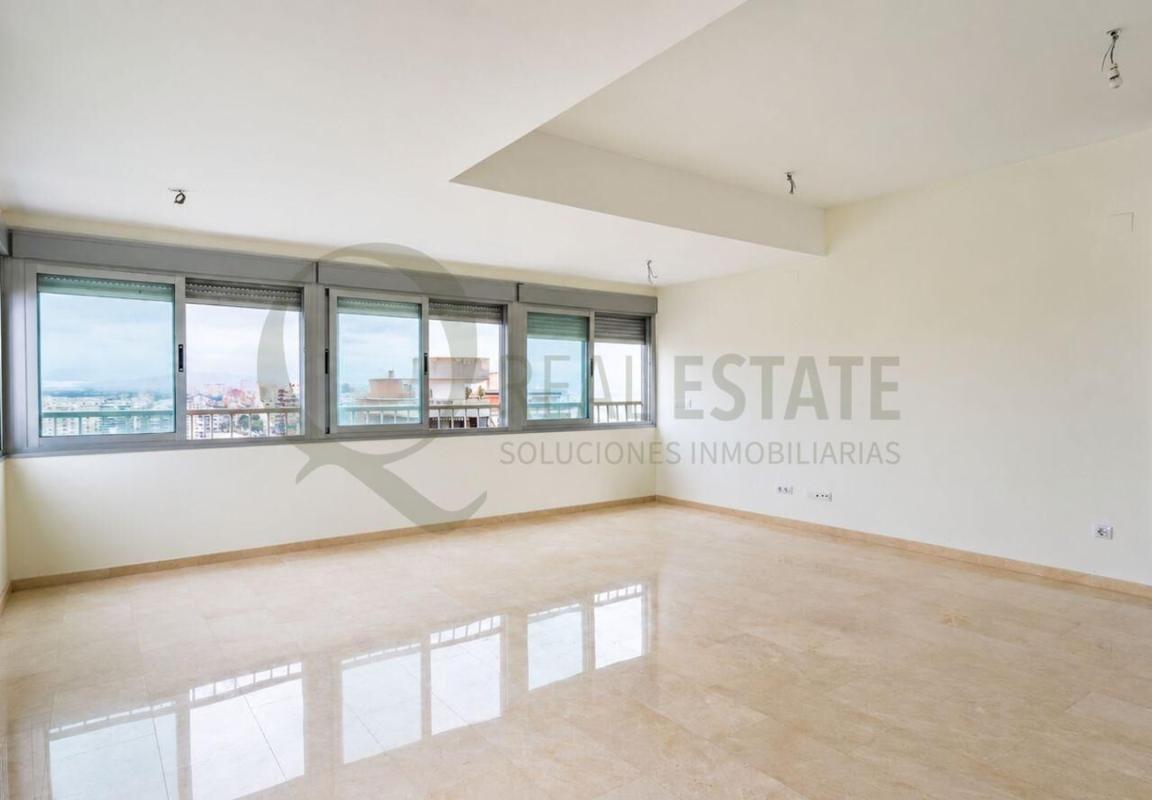 Penthouse sale in  Ático en Avenida Países Escandinavos, Playa de San Juan, Alicante / Alacant, Alicante photo 2