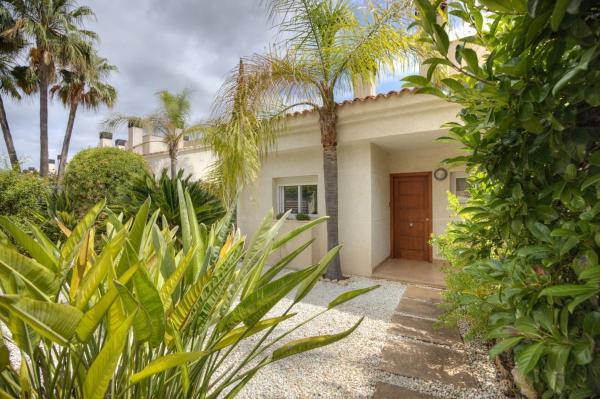 Частный шале на продаже в Casa o chalet en Benimeit-Tabaira, Moraira, Морайра thumbnail 2