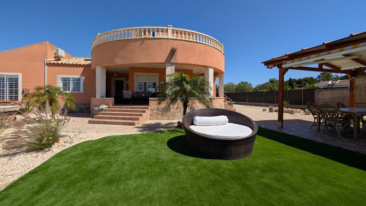 Properties for sale and rent in Spain photo 2