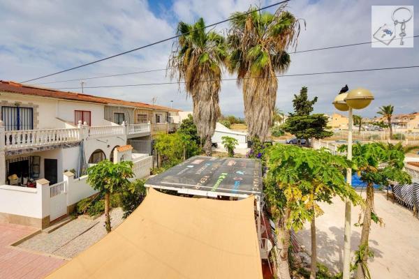 Chalet pareado en Urbanización Torreta II, 26, La Siesta - El Salado - Torreta, Torrevieja photo 4