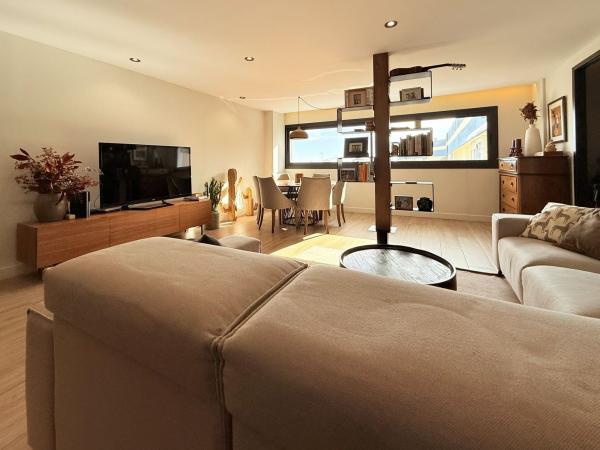 Piso en venta en  Piso en Avenida Maisonnave, 33, Ensanche-Diputación, Alicante / Alacant, Alicante / Alacant photo 1