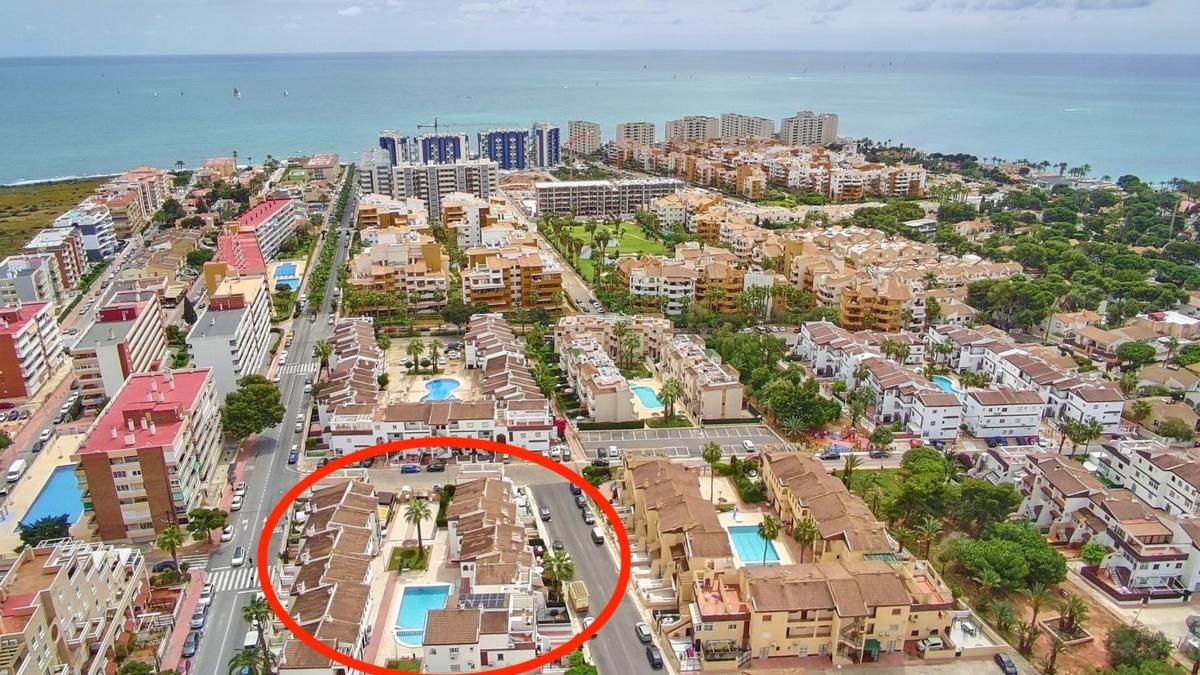 Продажа квартиры на Piso en Calle Caballito de Mar, Punta Prima, Torrevieja, Торревьеха
photo 2
