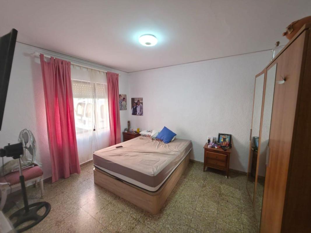 Propiedades en venta y alquiler en España photo 3