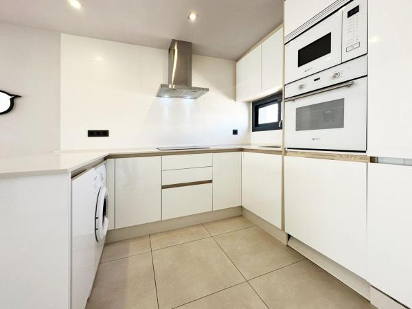Venta de piso en Piso en Partida San Bruno, Urbanizaciones, Guardamar del Segura, Guardamar del Segura
 photo 4