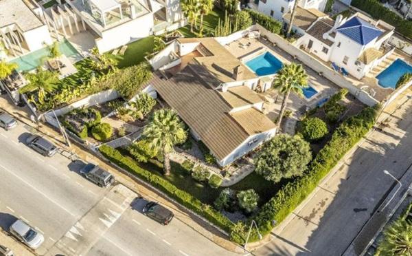 Casa o chalet independiente en Avenida de las Brisas, 23, Villamartín, Orihuela photo 1