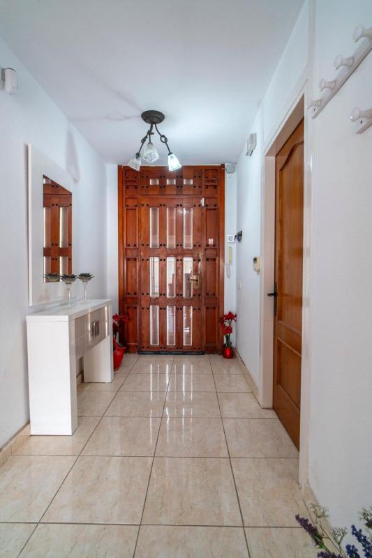 Properties for sale and rent in Spain photo 5