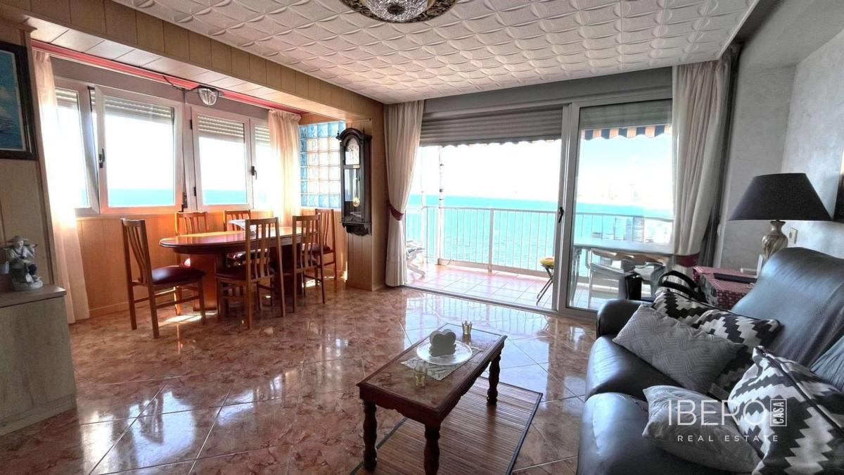Venta de piso en Piso en Calle de Colón, Campello Playa, El Campello, El Campello
photo 3