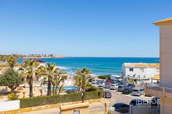 Casa o chalet independiente en Calle los Geranios, Playa Flamenca, Orihuela thumbnail 1