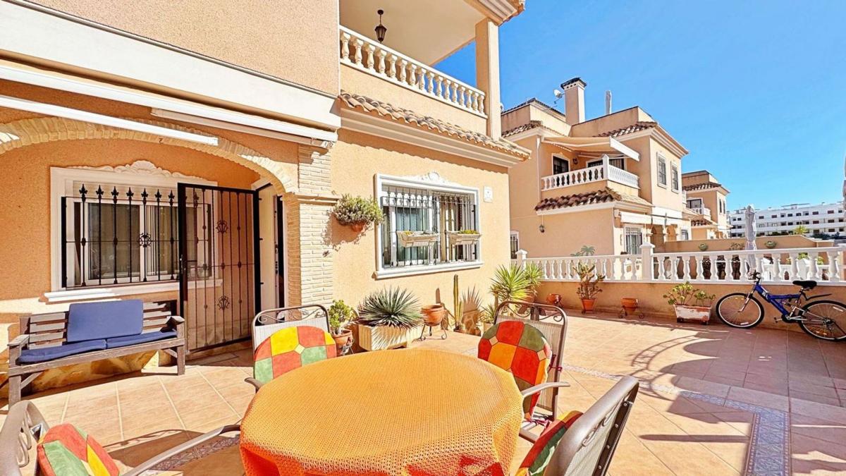 Продажа отдельного шале в Casa o chalet en Villamartín, Orihuela, Ориуэла photo 5