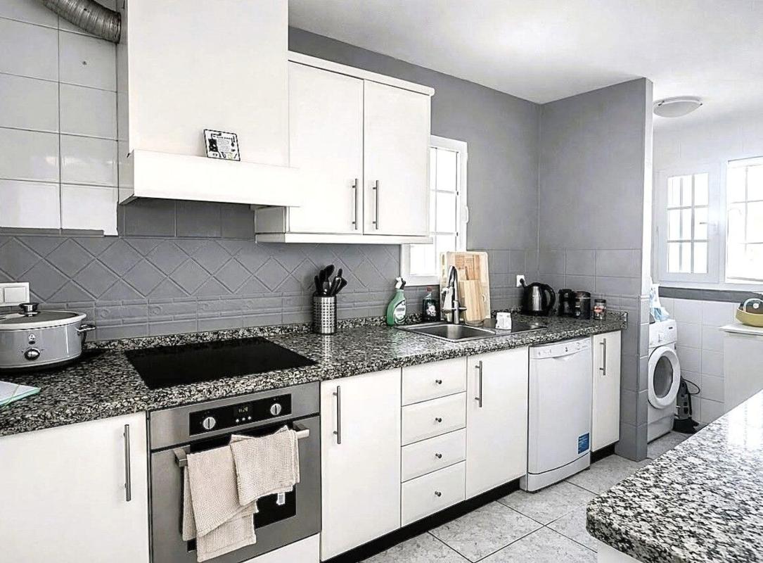 Properties for sale and rent in Spain photo 4