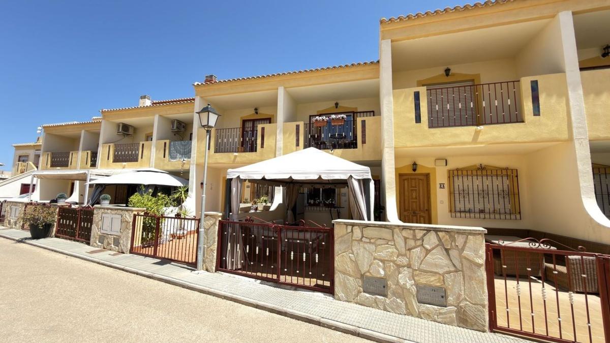 Venta de chalet independiente en Casa o chalet en La Zenia, Orihuela, Orihuela
photo 1