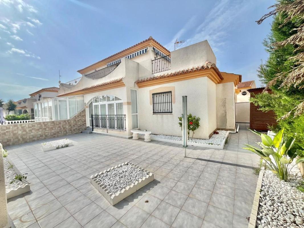 Недвижимость на продажу и в аренду в Испании photo 3