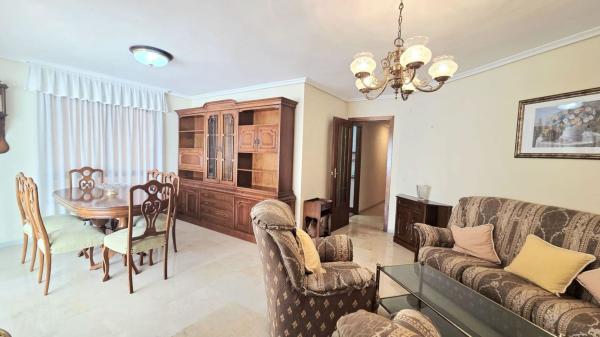 Venta de piso en Piso en Centro Urbano, Benidorm, Benidorm
 photo 1