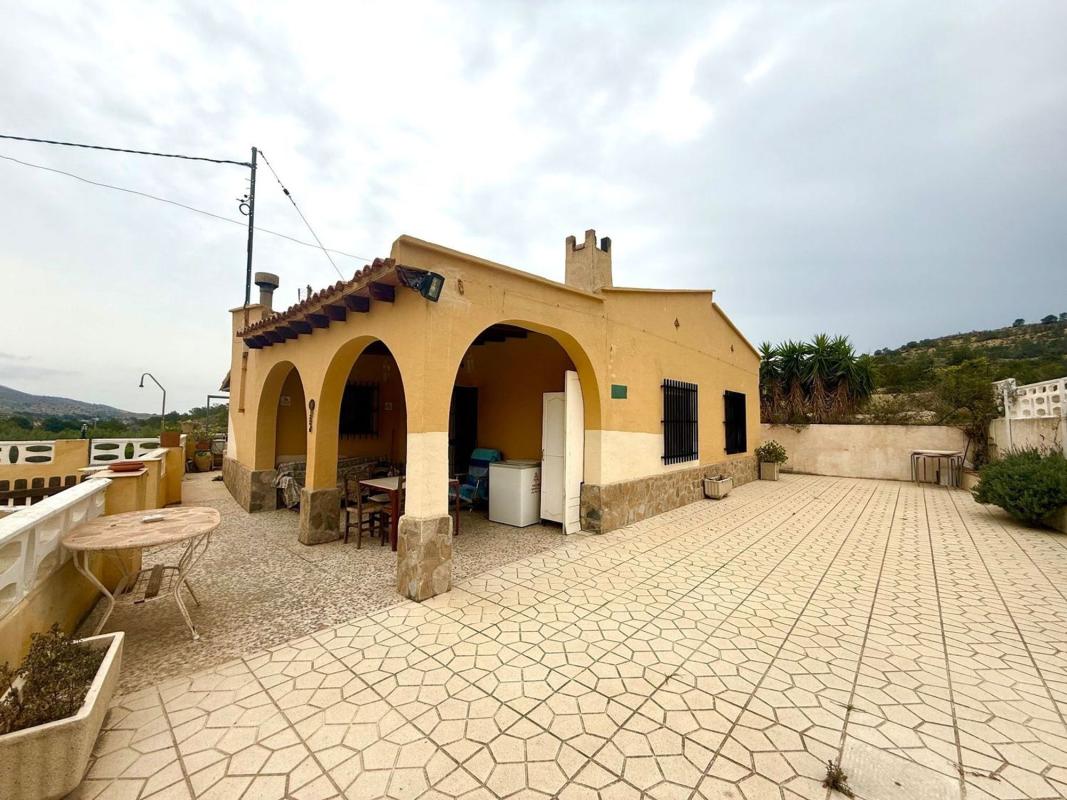 Propiedades en venta y alquiler en España photo 2
