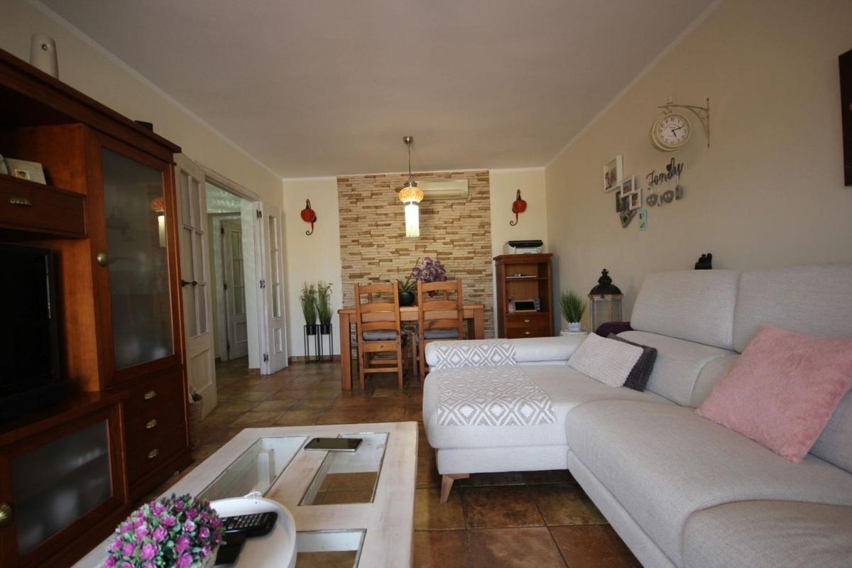 Properties for sale and rent in Spain photo 4