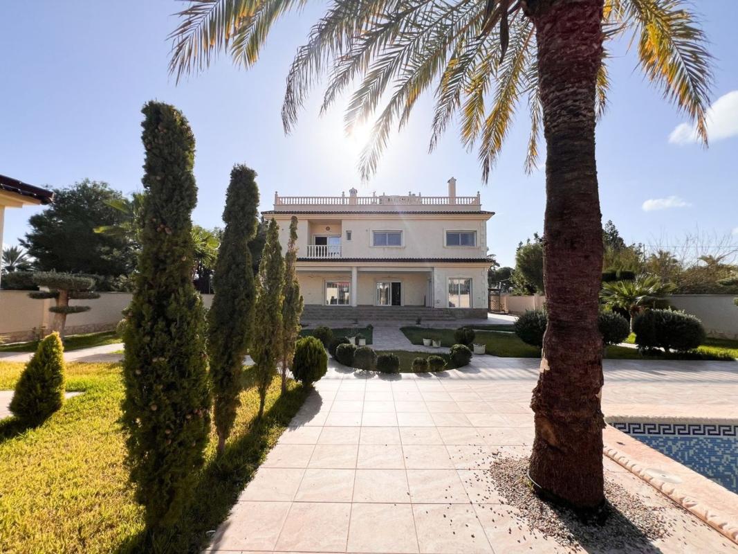 Продажа отдельного шале в  Casa o chalet en Cabo Roig, Orihuela, Ориуэла photo 3