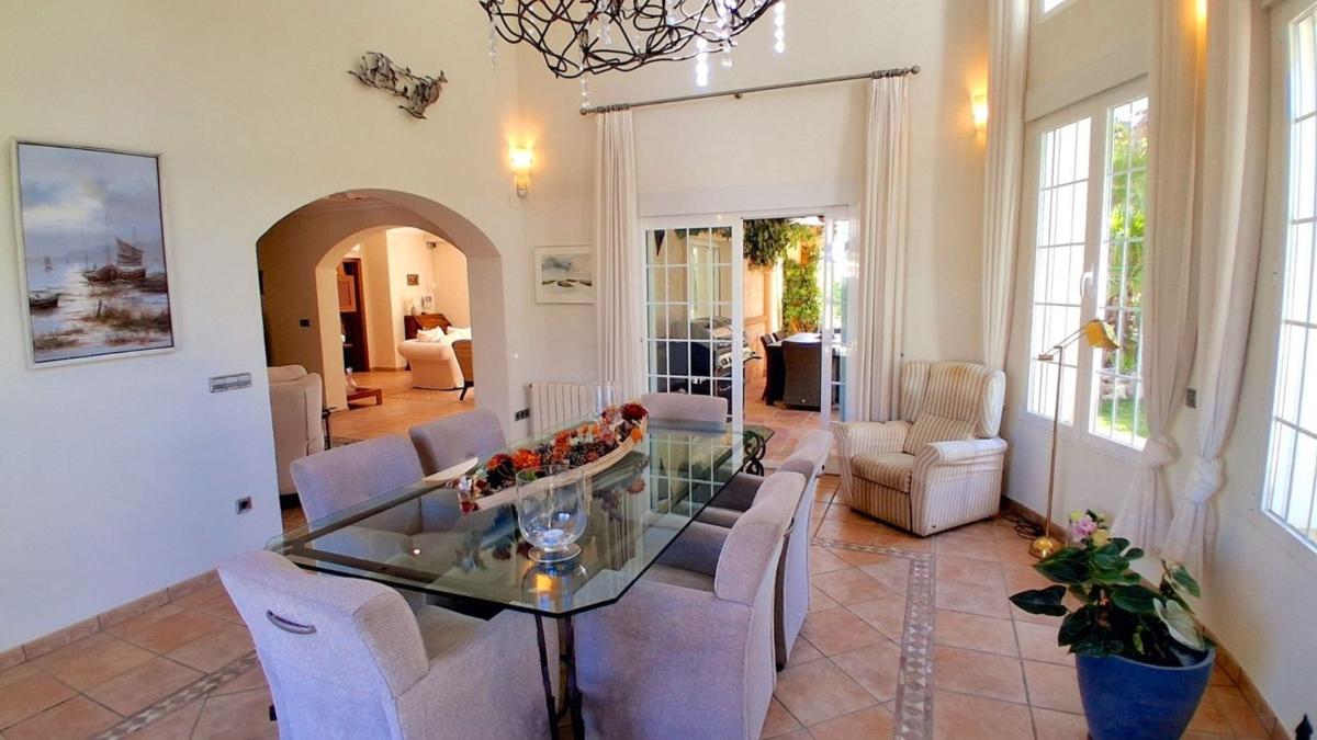 Продажа отдельного шале в Casa o chalet en Alfaz del Pi Pueblo-Urbanizaciones, Alfaz del Pi, Алфаз дель Пи photo 5