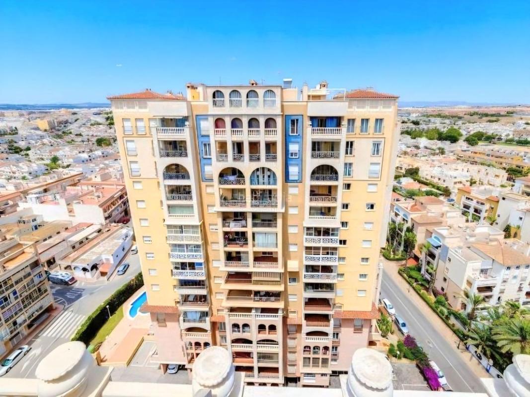 Продажа квартиры на Piso en Zona los Frutales, Torrevieja, Торревьеха
photo 1