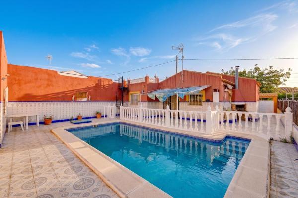 Chalet pareado en Monte Zenia, Orihuela photo 4