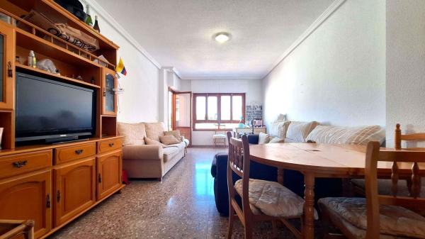 Продажа квартиры на Piso en Almoradí, Алморади
 photo 1