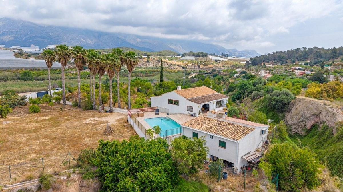 Properties for sale and rent in Spain photo 1