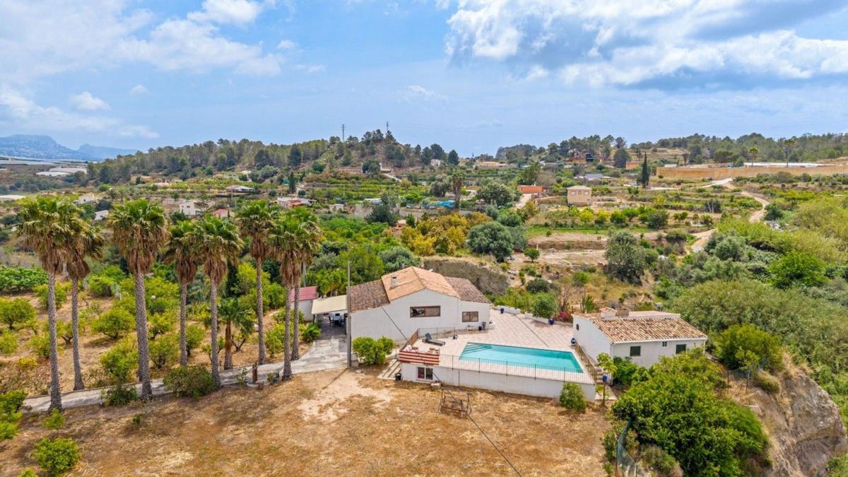 Properties for sale and rent in Spain photo 3