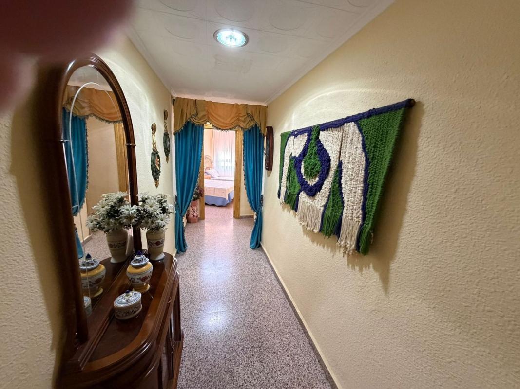 Продажа квартиры на Piso en Calle Alta, Los Europeos, Torrevieja, Торревьеха
photo 2