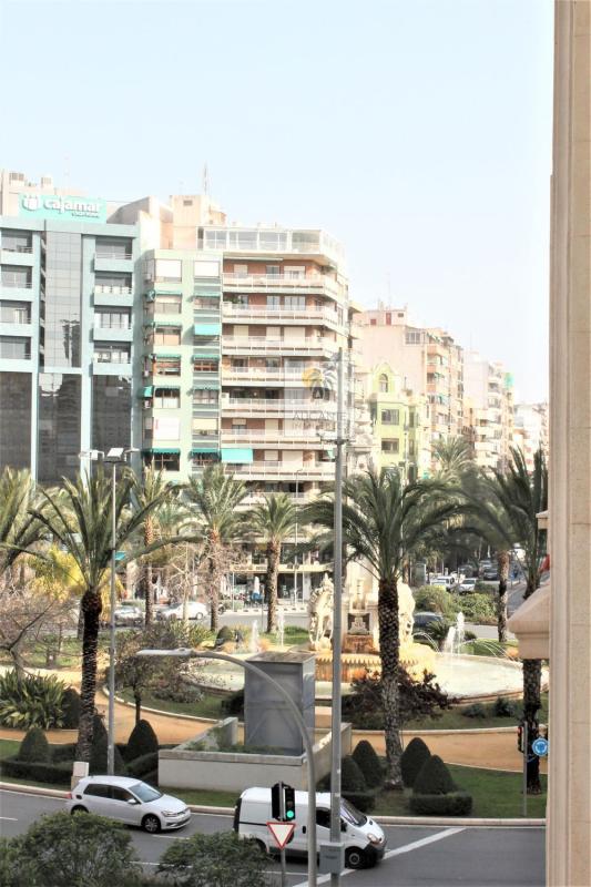 Venta de piso en Piso en Avenida La estacion, 3, Ensanche-Diputación, Alicante / Alacant, Alicante / Alacant
 photo 4