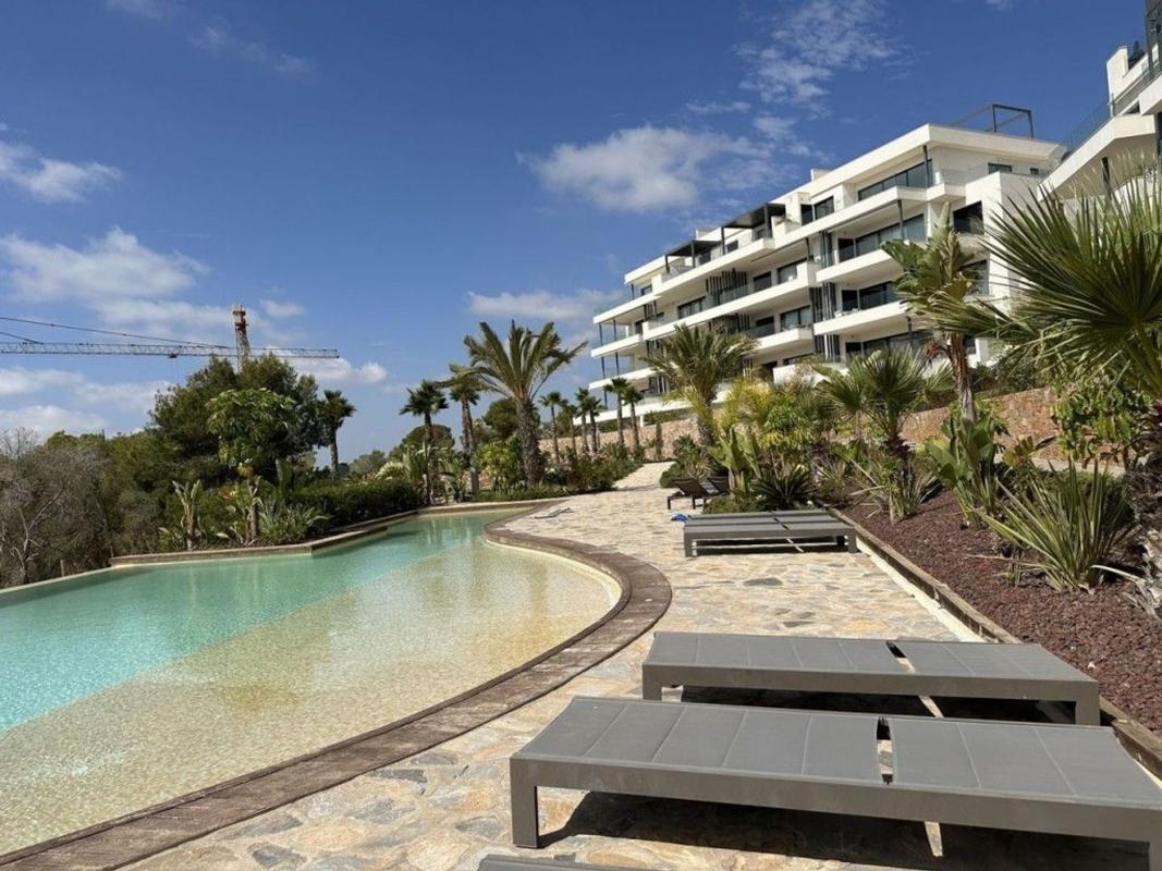 Venta de piso en Piso en Avenida de las Colinas, Las Colinas Golf, Orihuela, Orihuela
photo 1
