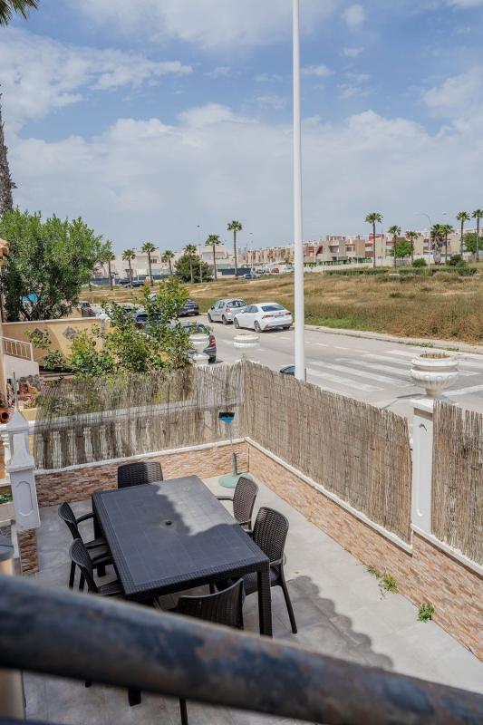 Venta de piso en Piso en Avenida del Sur s/n, Aguas Nuevas, Torrevieja, Torrevieja
photo 4