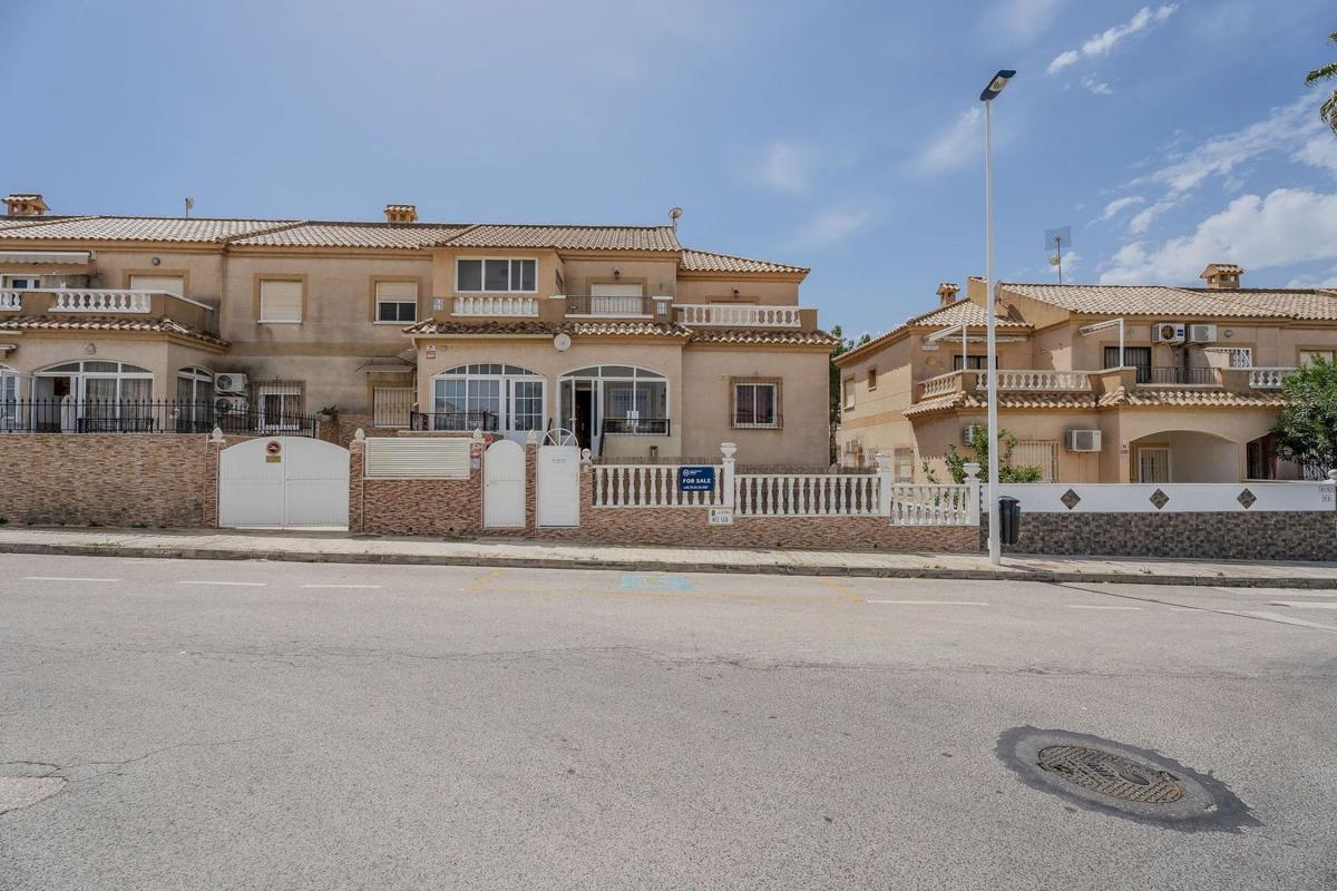 Venta de piso en Piso en Avenida del Sur s/n, Aguas Nuevas, Torrevieja, Torrevieja
photo 5