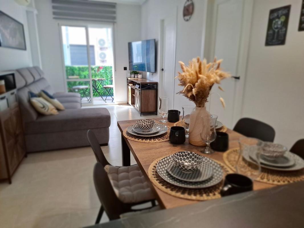 Продажа квартиры на Piso en Calle la Calera, 22, Avenida Habaneras - Curva de Palangre, Torrevieja, Торревьеха
photo 5